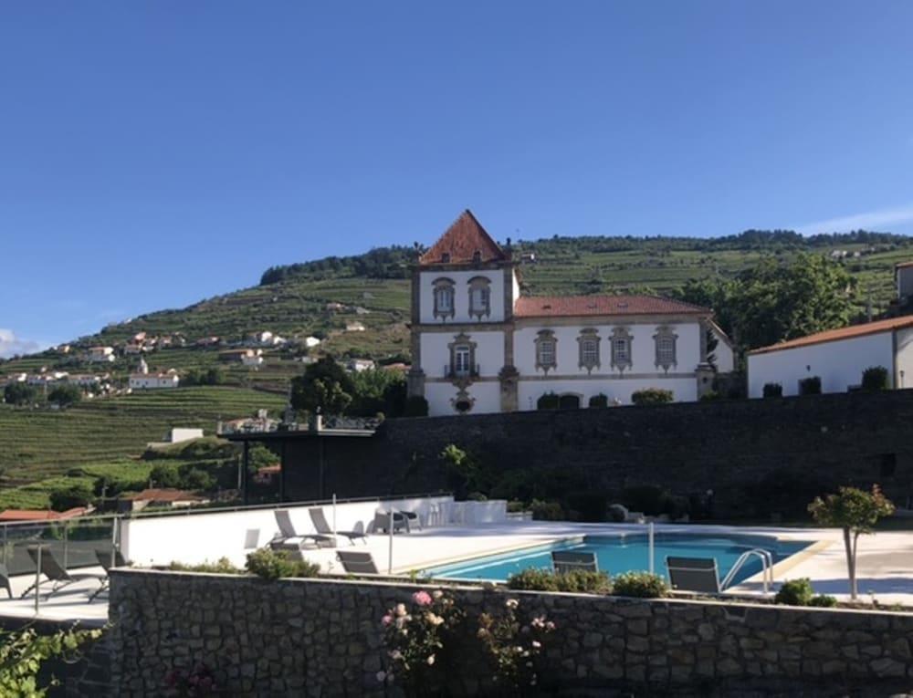 Casa Das Torres De Oliveira 메사오프리오 외부 사진